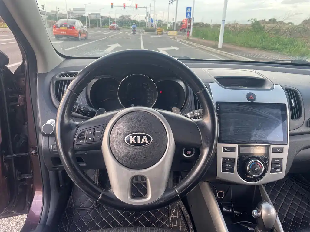 Kia Forte — миниатюра 10
