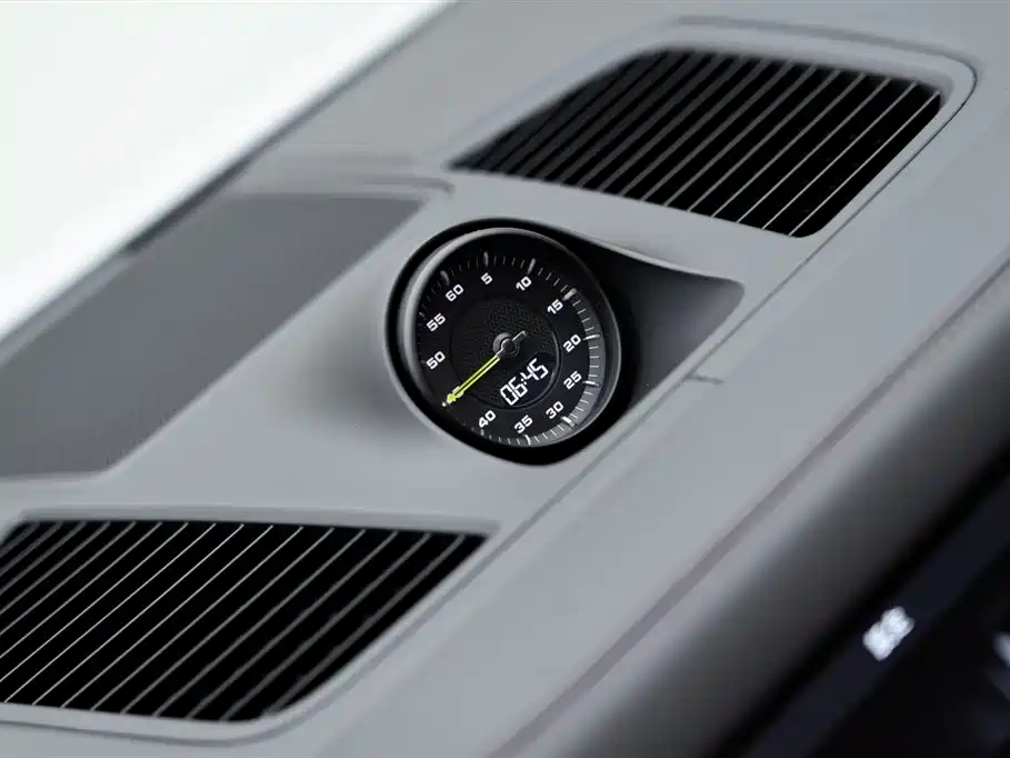 PORSCHE CAYENNE NEW ENERGY