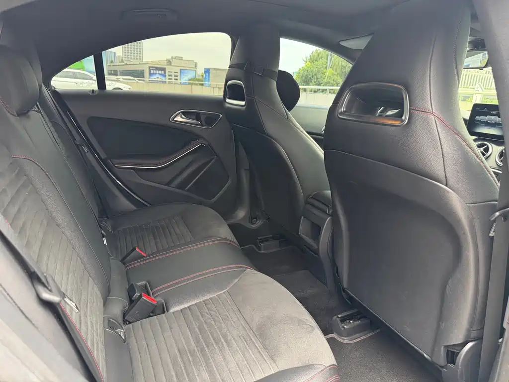Mercedes-Benz CLA (Import) — миниатюра 11