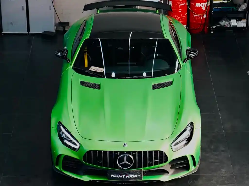 MERCEDES-BENZ AMG GT