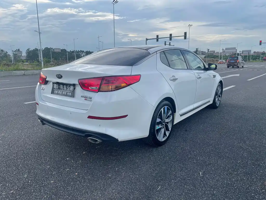 Kia K5 — миниатюра 13