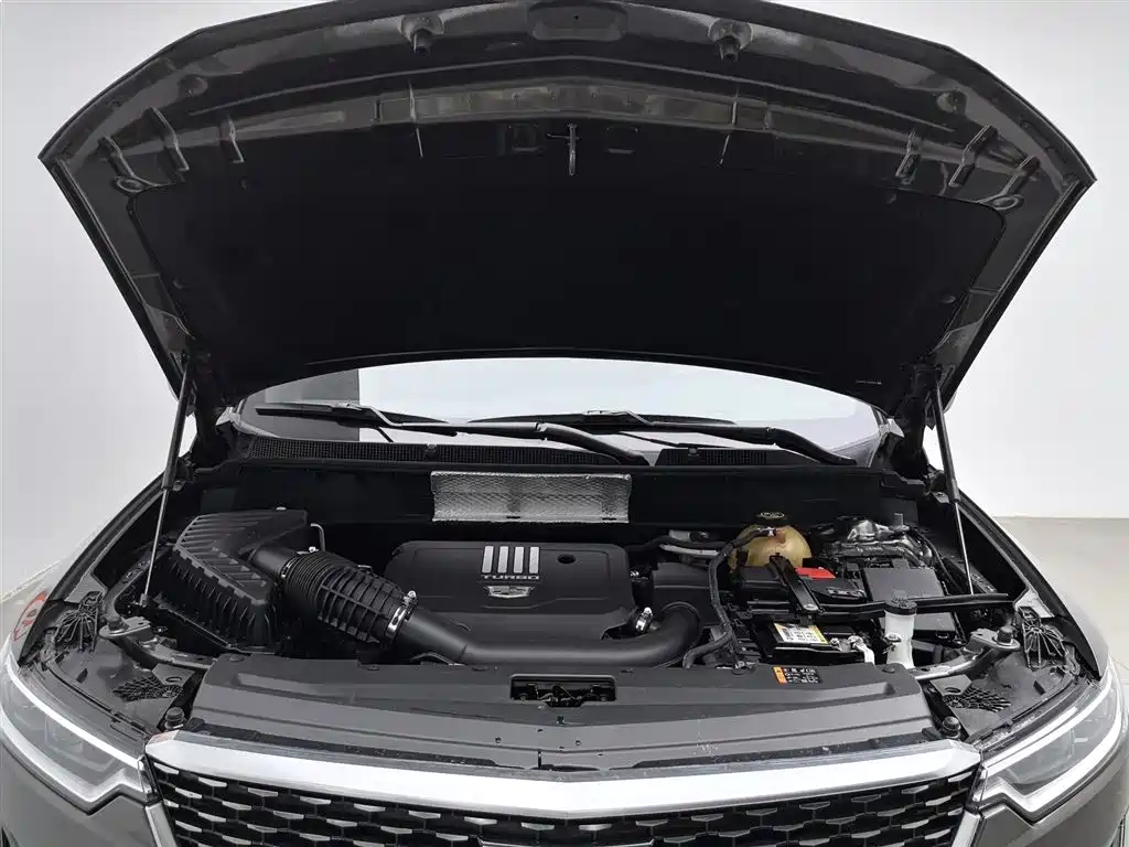 Cadillac XT6 2020 28T мест Luxury