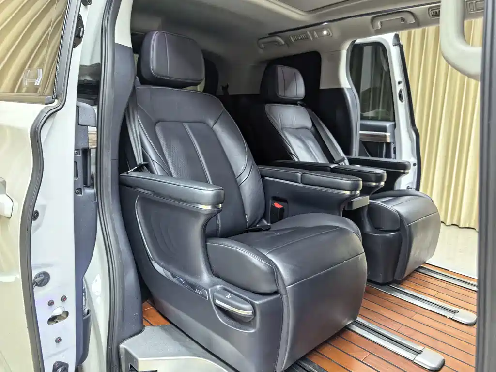GAC Motor Trumpchi M8 — миниатюра 11