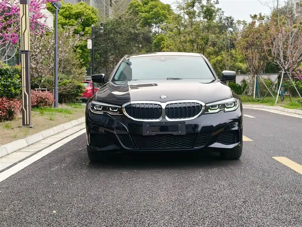 BMW 3 Series 2021