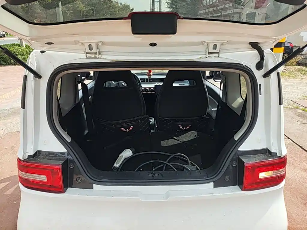 Wuling MINIEV — миниатюра 19