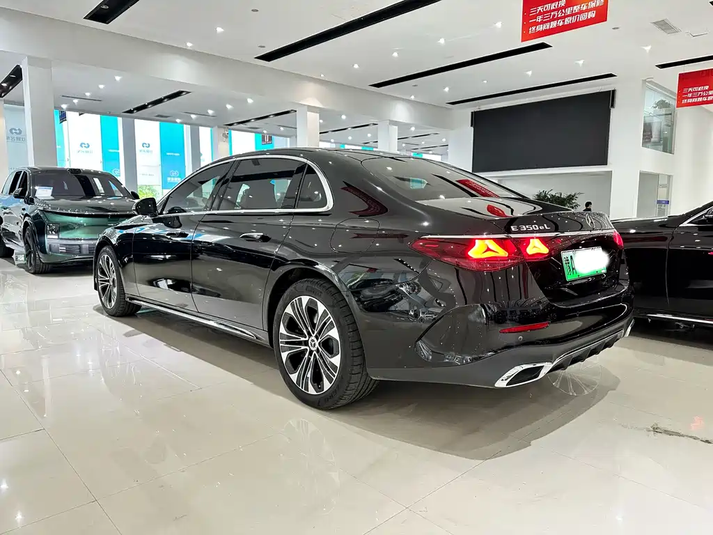Mercedes-Benz E-Class New Energy — миниатюра 6