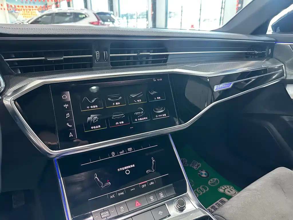 Audi A6L — миниатюра 10