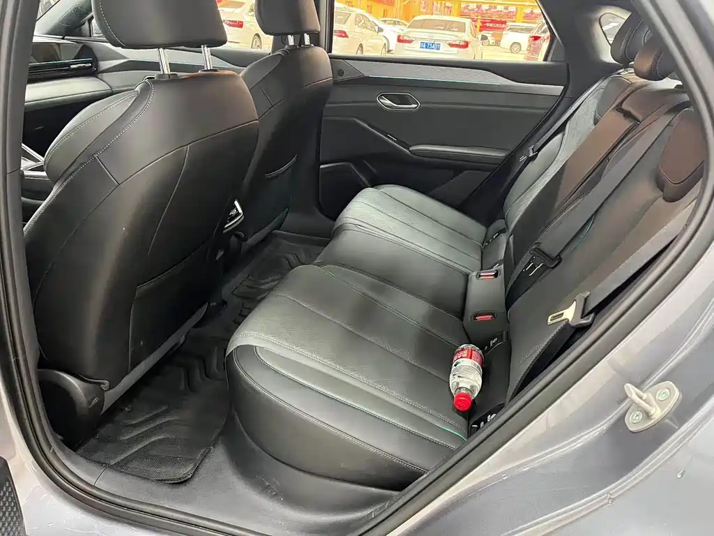 BYD Qin L — миниатюра 6