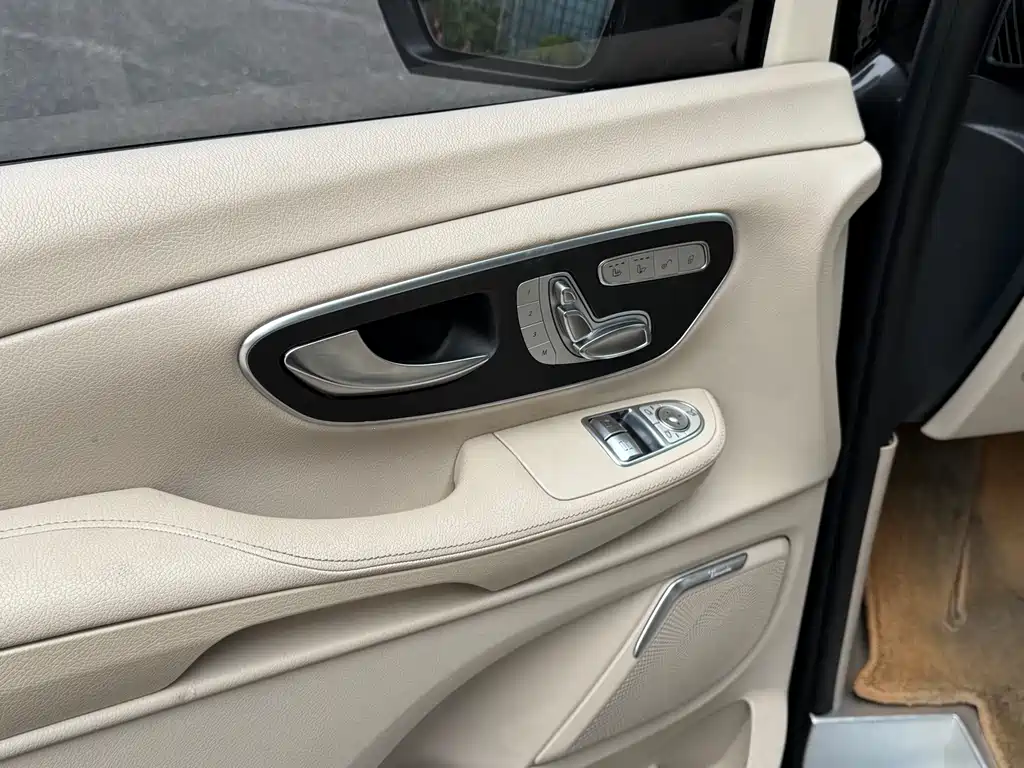 Mercedes-Benz V-Class V 2018 V 260 Luxury V