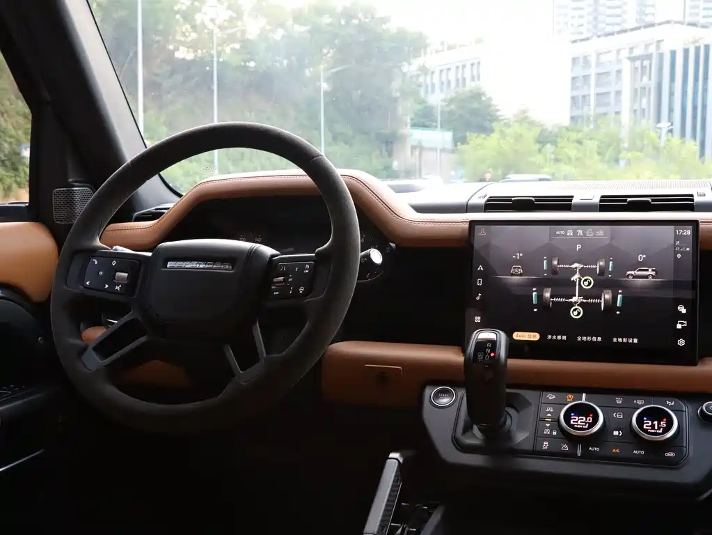 Land Rover Defender — миниатюра 15