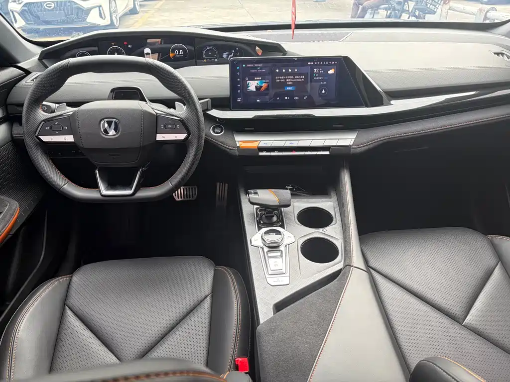 Changan UNI-V — миниатюра 8