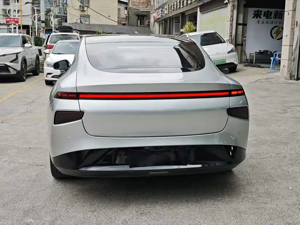 XPeng P7 — миниатюра 4