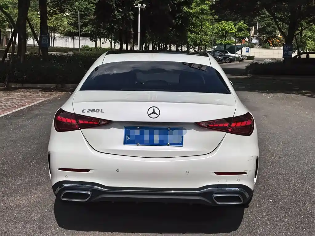 Mercedes-Benz C-Class — миниатюра 5