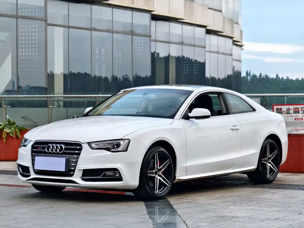 Audi A5 (Import)