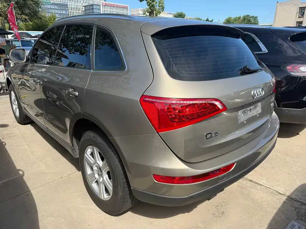 Audi Q5 — миниатюра 10
