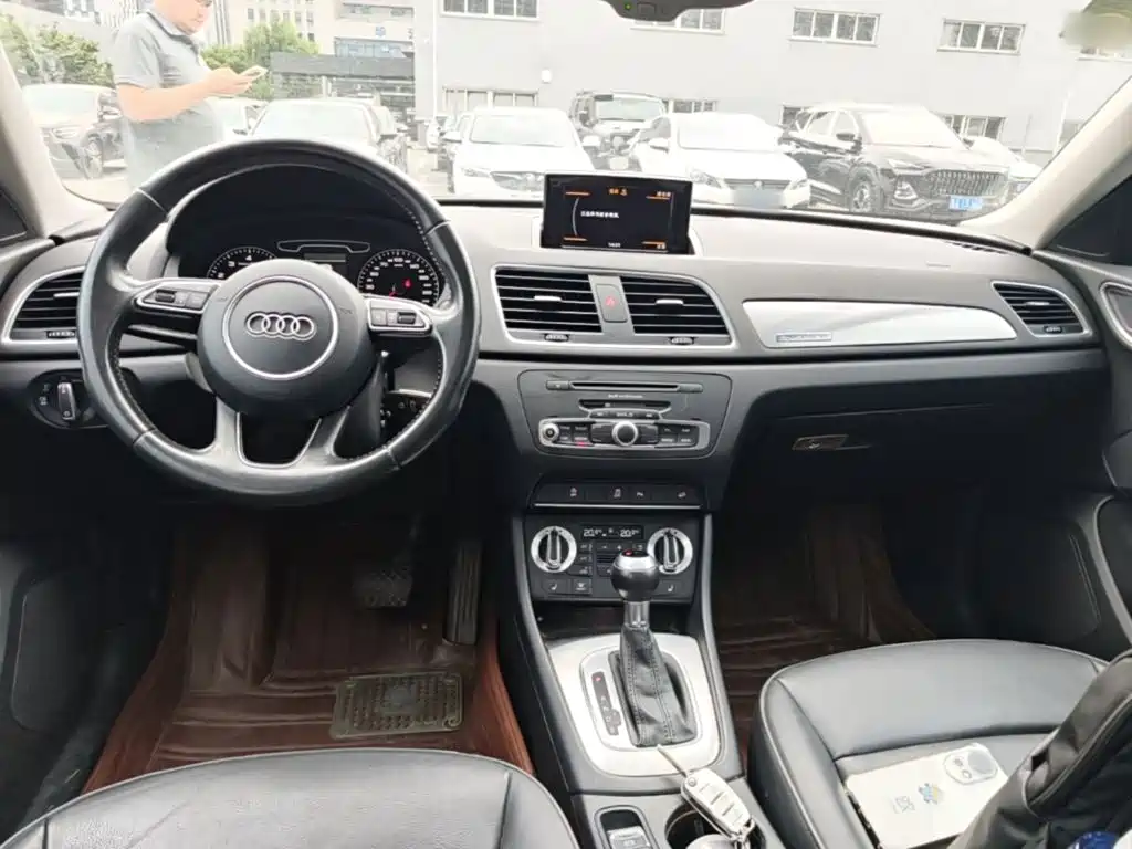Audi Q3 — миниатюра 10