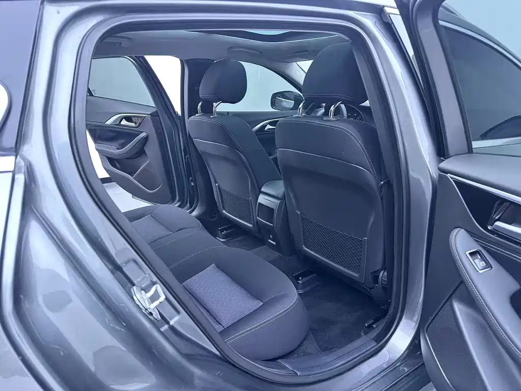 Infiniti QX30 — миниатюра 17