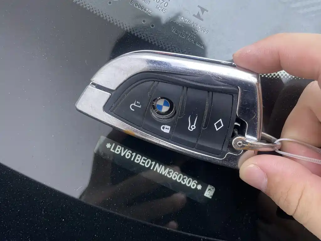 BMW 3 Series — миниатюра 25