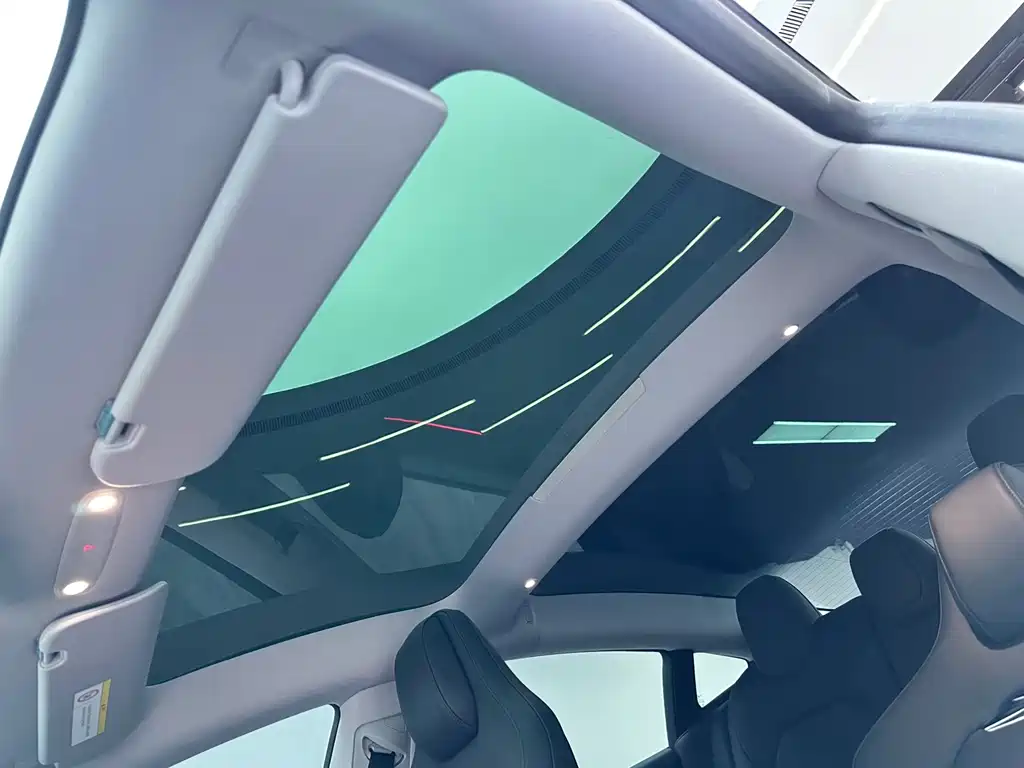 Tesla Model 3 — миниатюра 19