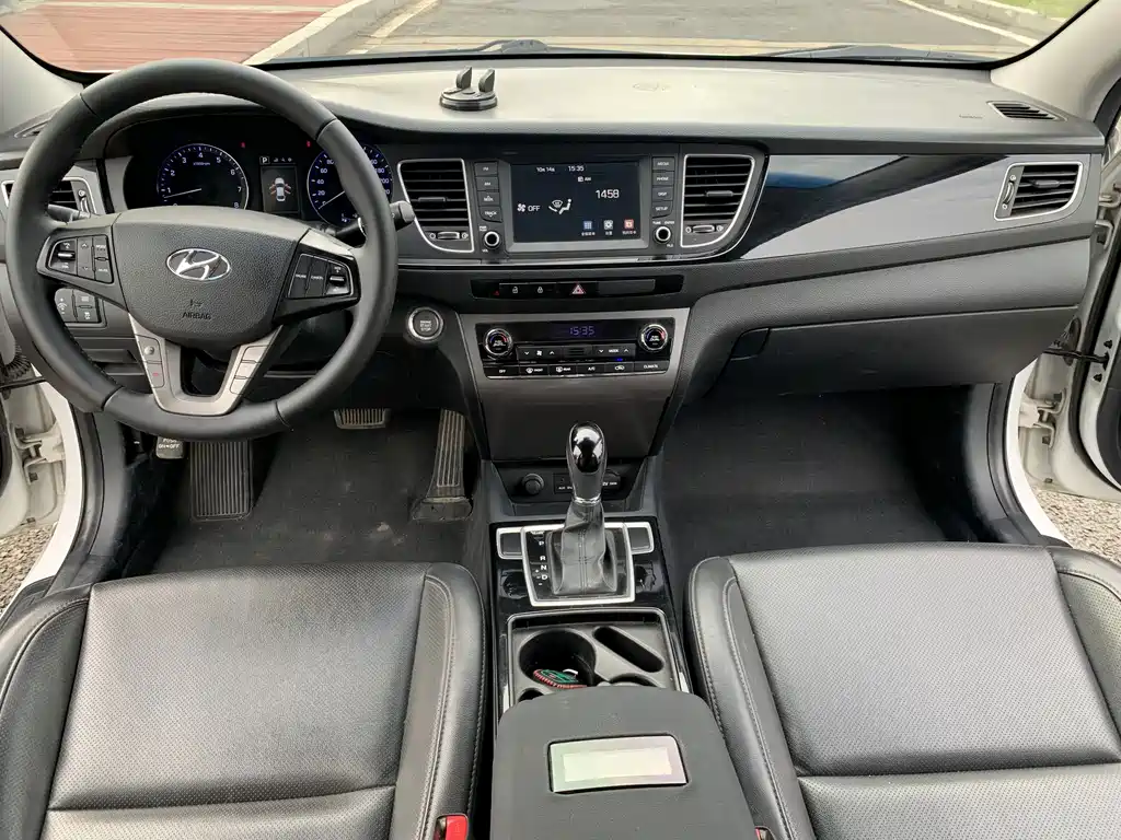 Hyundai Mistra — миниатюра 10