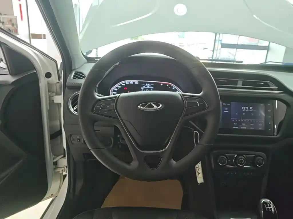 Chery Tiggo 3x — миниатюра 11
