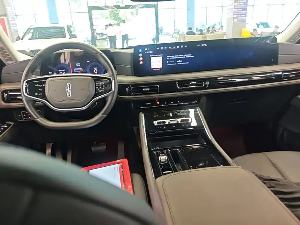 Lincoln Aviator — миниатюра 10
