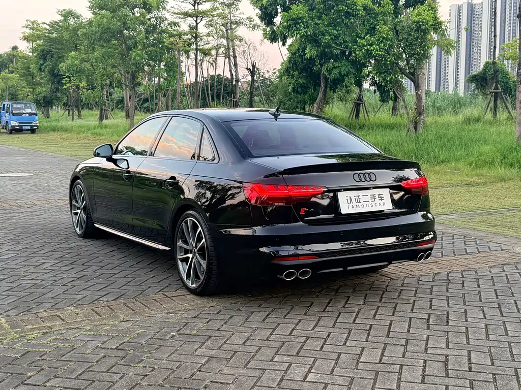 Audi S4 — миниатюра 4