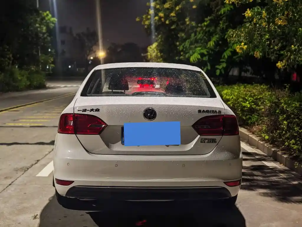 Volkswagen Sagitar — миниатюра 5