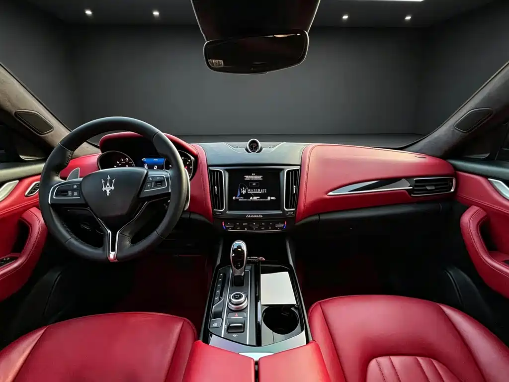 Maserati Levante — миниатюра 5
