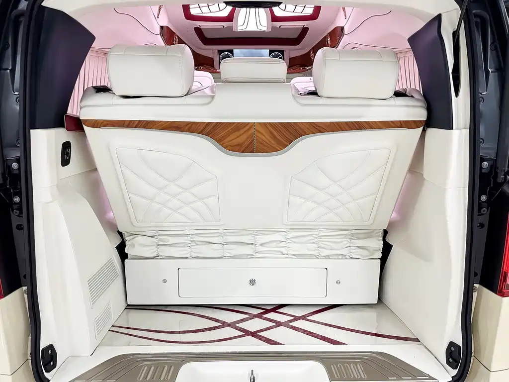 MERCEDES-BENZ V CLASS