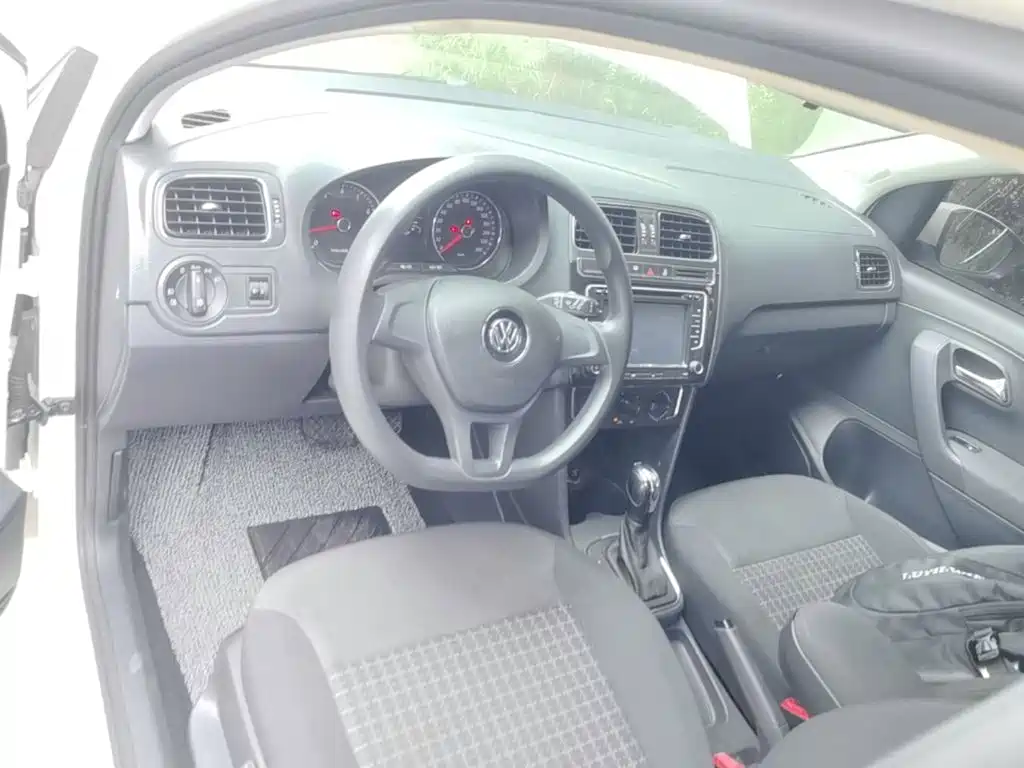 Volkswagen Polo — миниатюра 10