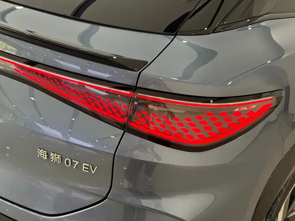 BYD Sealion 07 EV — миниатюра 6