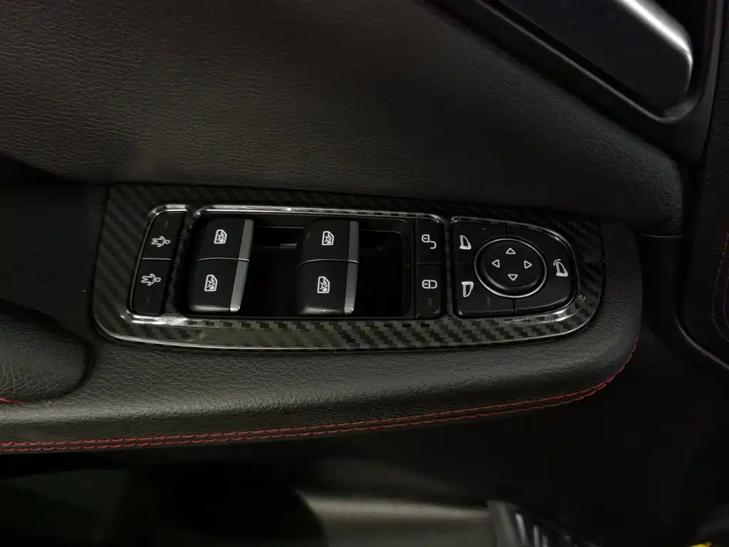 BYD Tang New Energy — миниатюра 9
