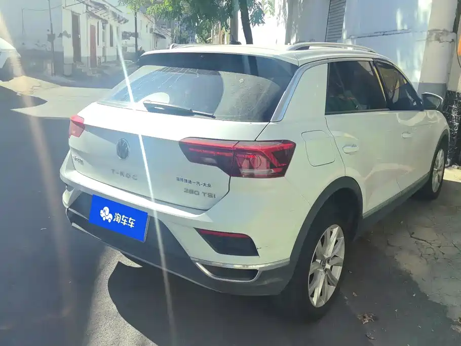 Volkswagen T-Roc — миниатюра 3