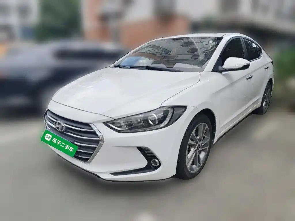 Hyundai Elantra — миниатюра 2