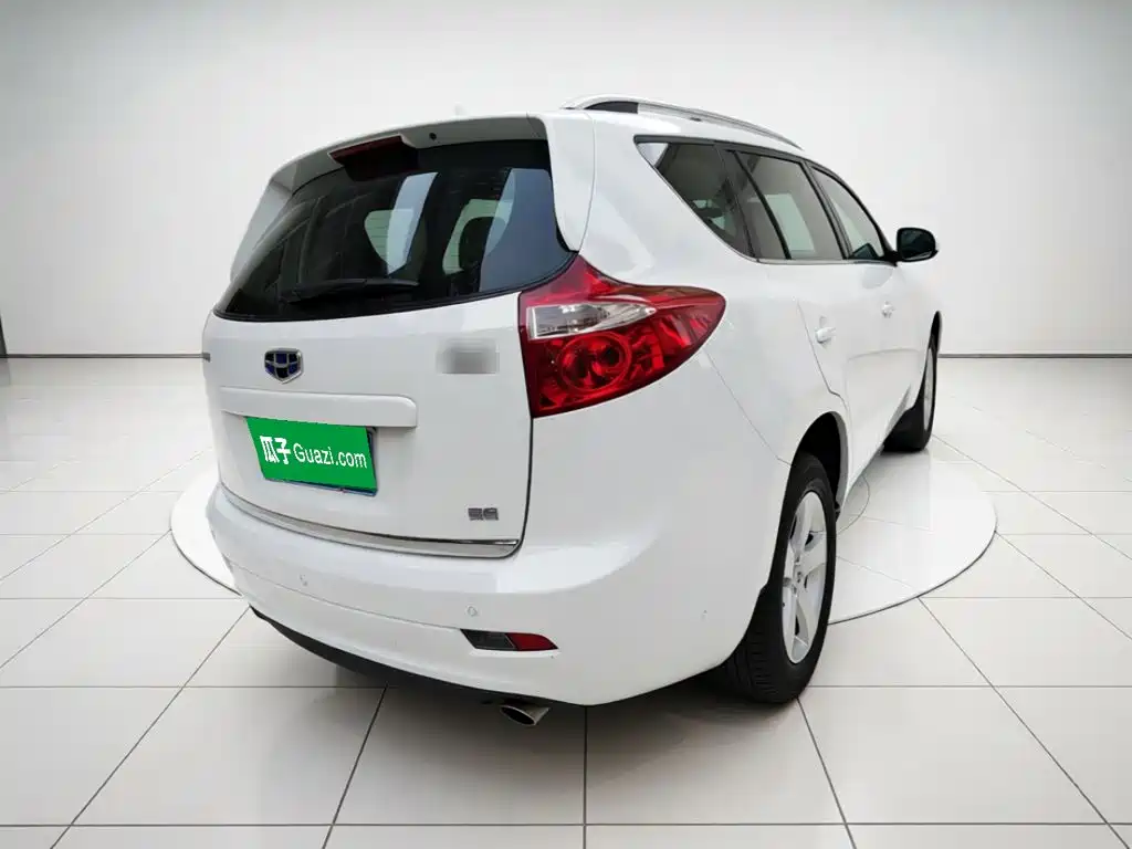 Geely Haoqing SUV — миниатюра 6