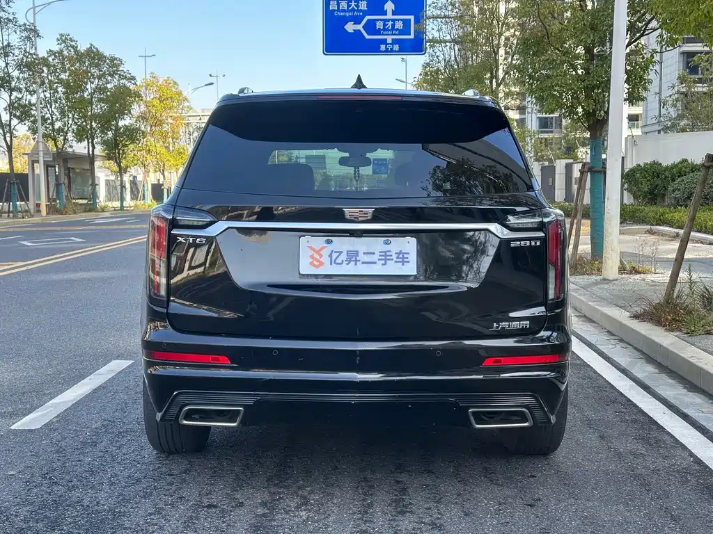 Cadillac XT6 2020 28T мест Luxury