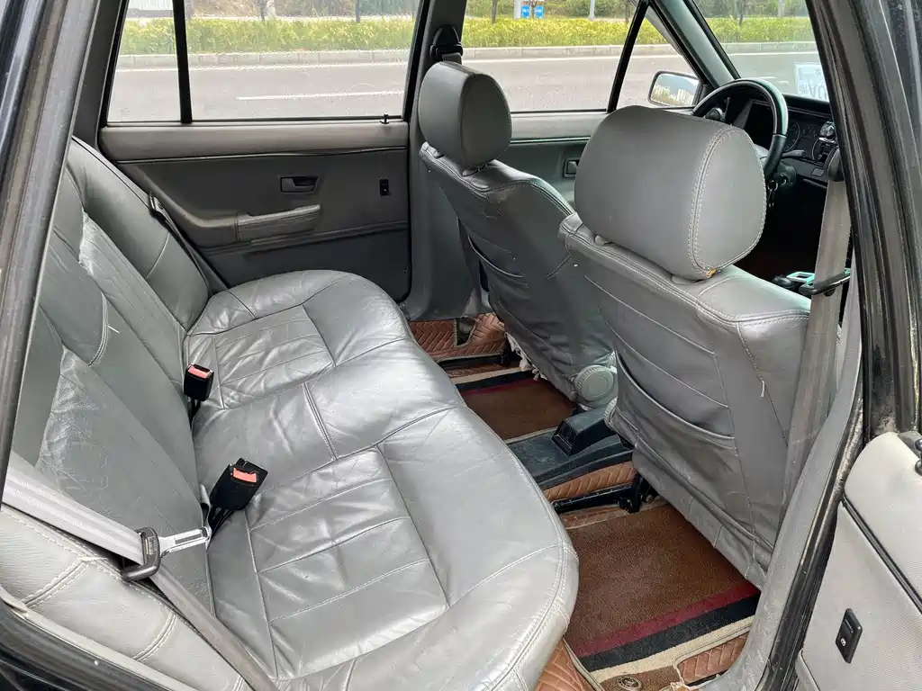 Volkswagen Santana Classic — миниатюра 18