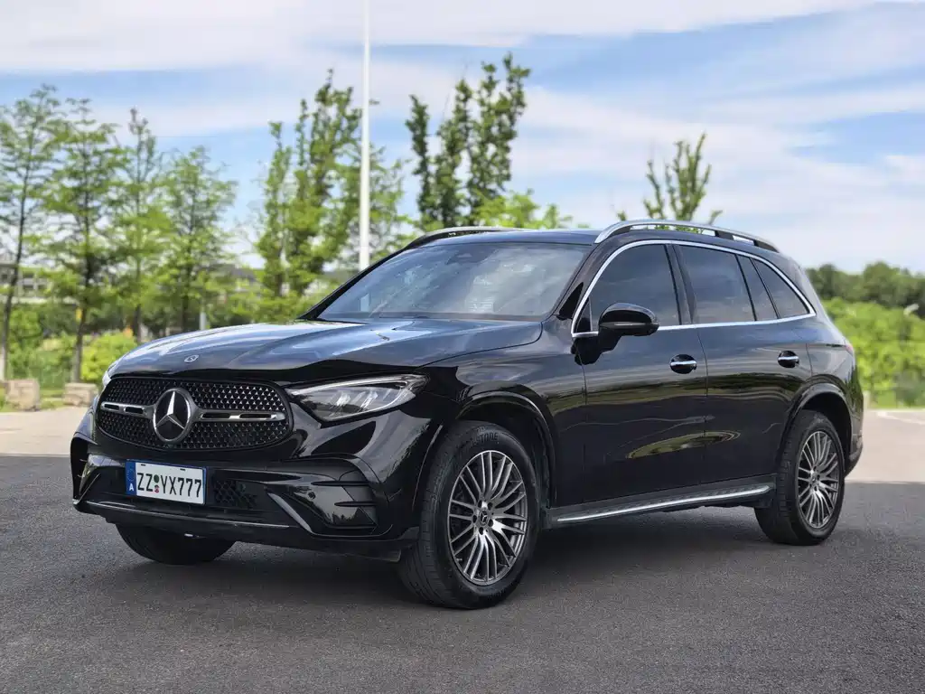Mercedes-Benz GLC 2023