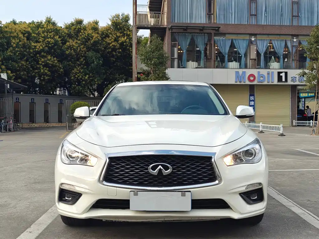 Infiniti Q50L 2022 2.0T Comfort