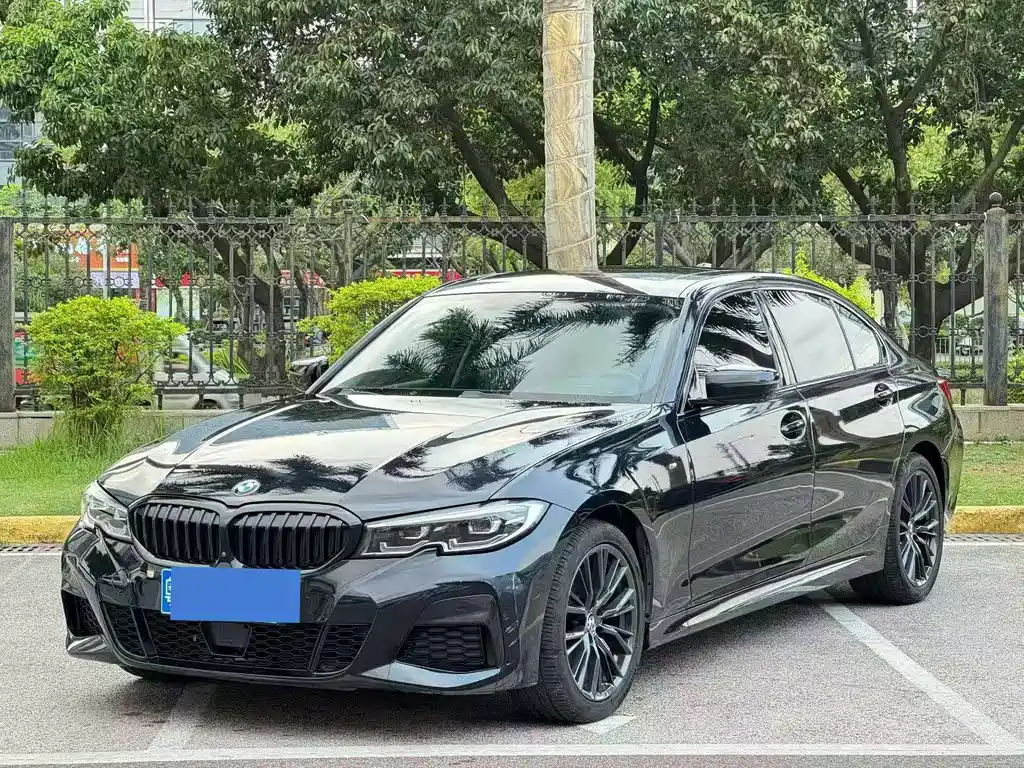 BMW 3 Series 2021
