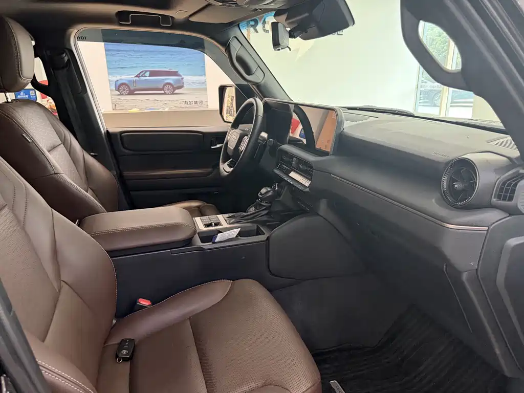 Toyota Prado — миниатюра 4