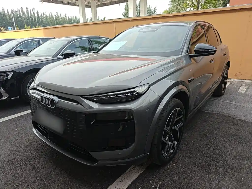 Audi Q6L e-tron — миниатюра 2