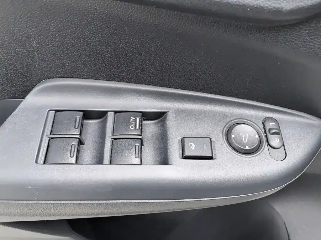 Honda Fit — миниатюра 9