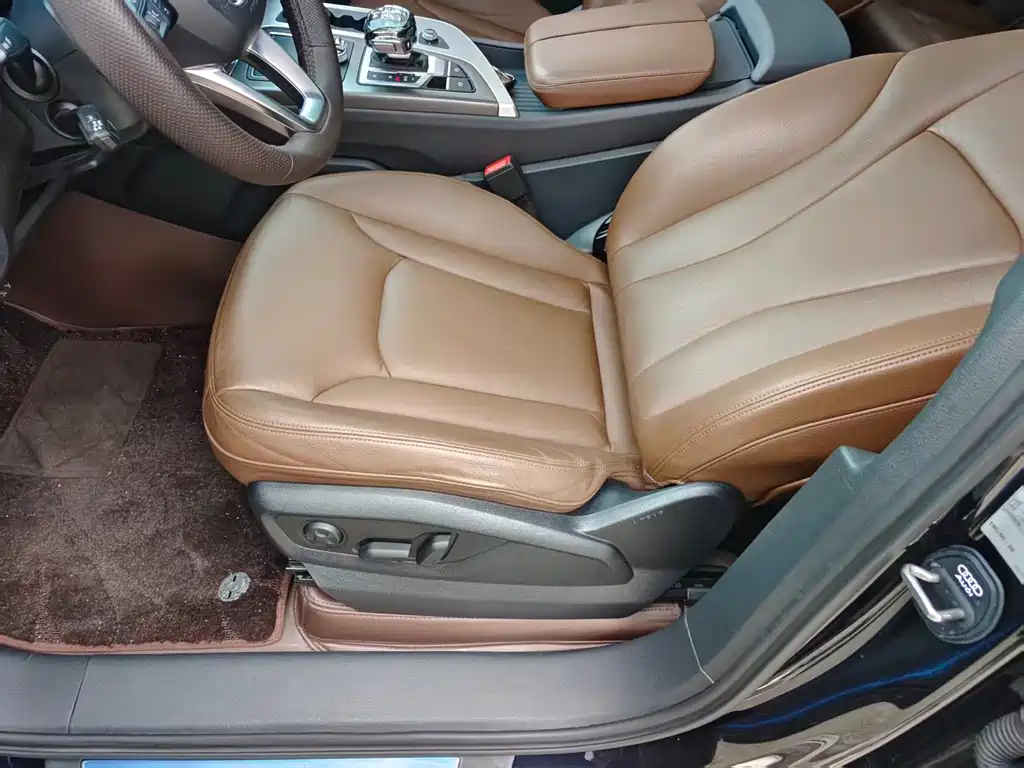 Audi Q7 — миниатюра 22