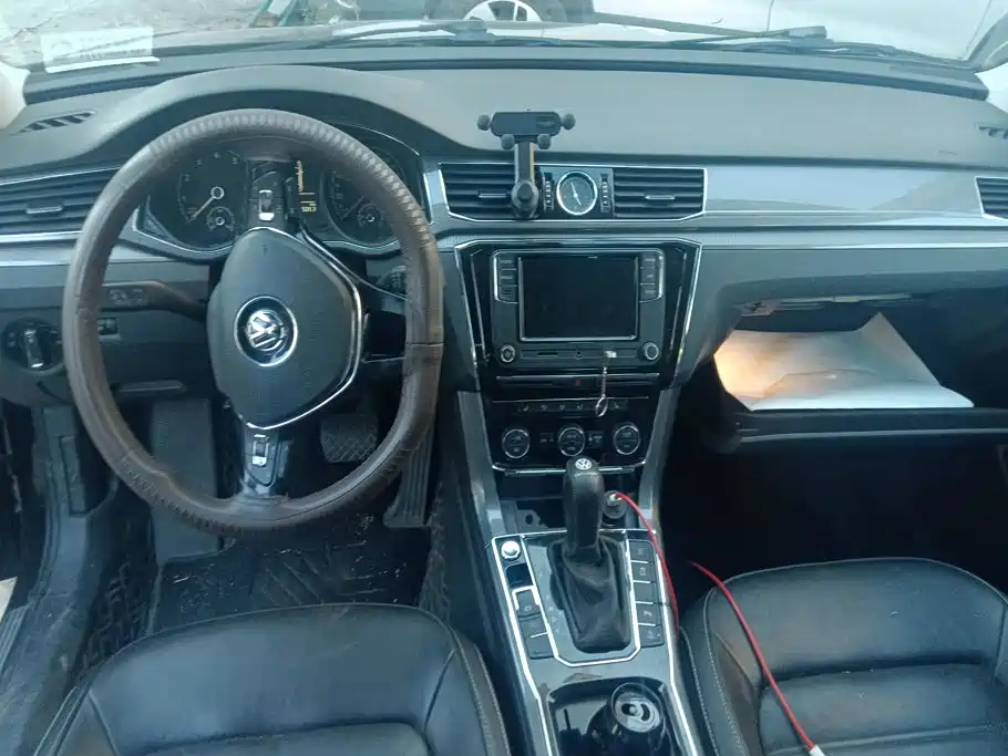 Volkswagen Passat — миниатюра 12