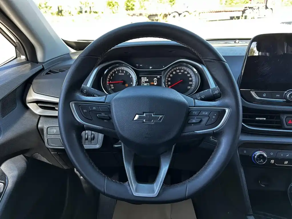 Chevrolet Volando — миниатюра 16