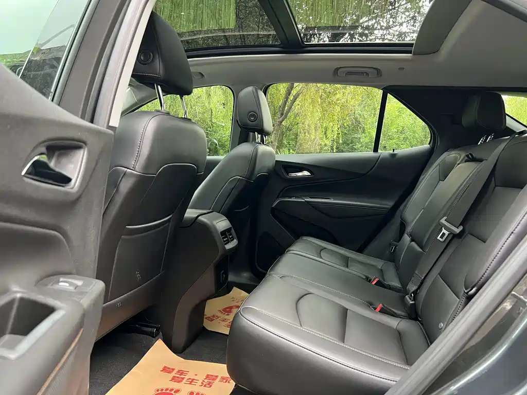 Chevrolet Equinox — миниатюра 7