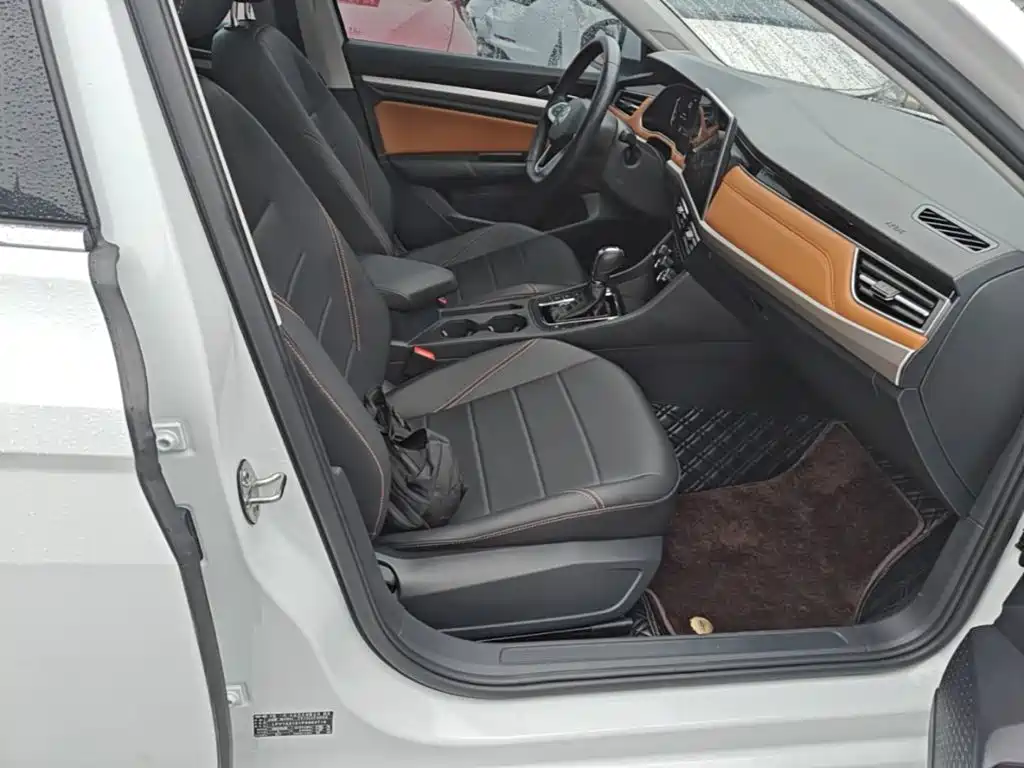 Volkswagen Bora — миниатюра 25