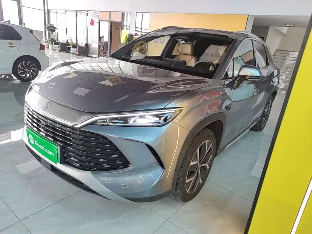 BYD L DM-i — миниатюра 2